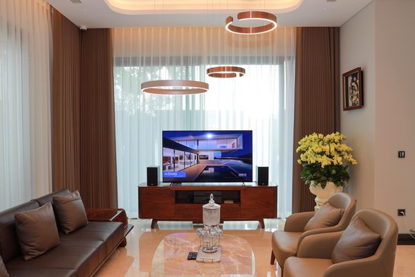 Wie kann man einen eleganten Strandlook kreieren?