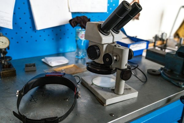 Welche Techniken verbessern die Passgenauigkeit im American Football?